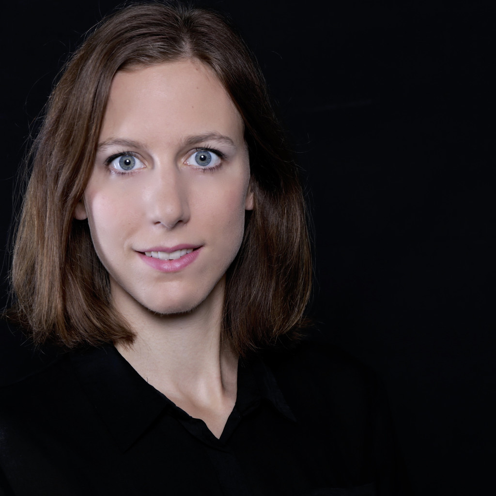 Anna Lieb Senior Key Account Manager Am Ball Com GmbH XING