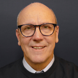 Dr. Michael Fritsch