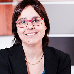 lara campanario