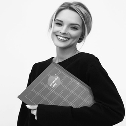 Maria Schmidt