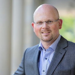 Prof. Dr. Sven Liebisch