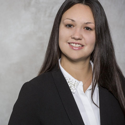 Nina Hau