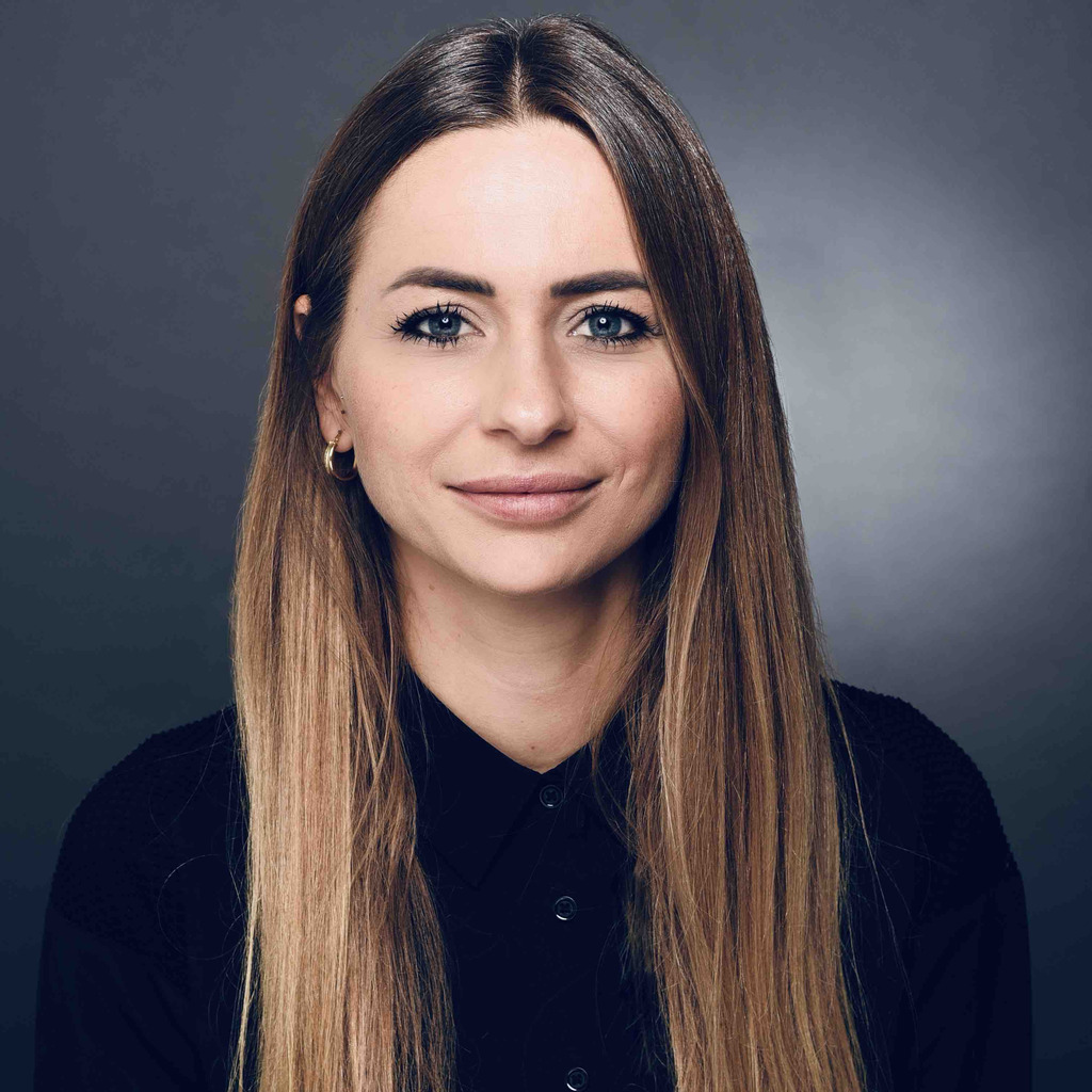 Viktoria Martini Kfm. Fachwirtin Innung des KfzHandwerks XING Viktoria Martini Kfm. Fachwirtin Innung des KfzHandwerks XING