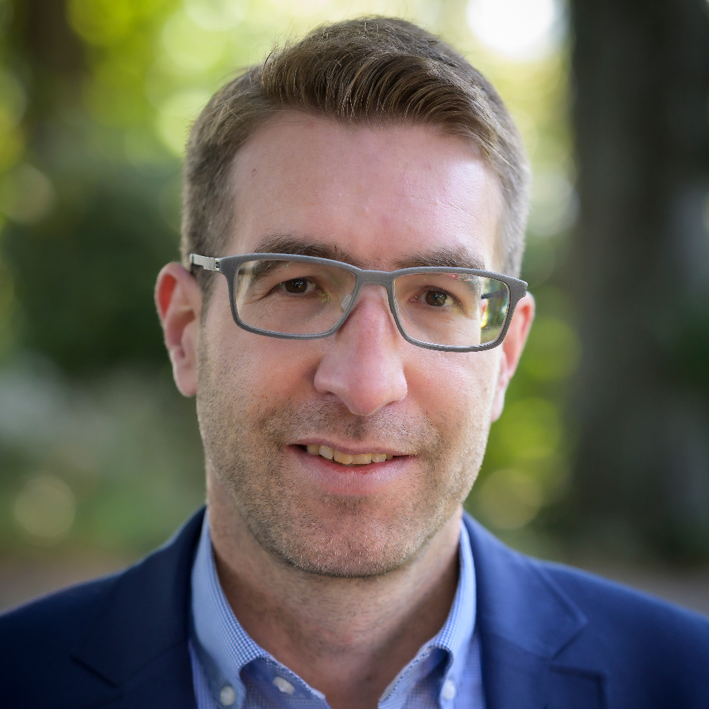 Andreas Plett und Kämmerer Stadt Schmallenberg XING