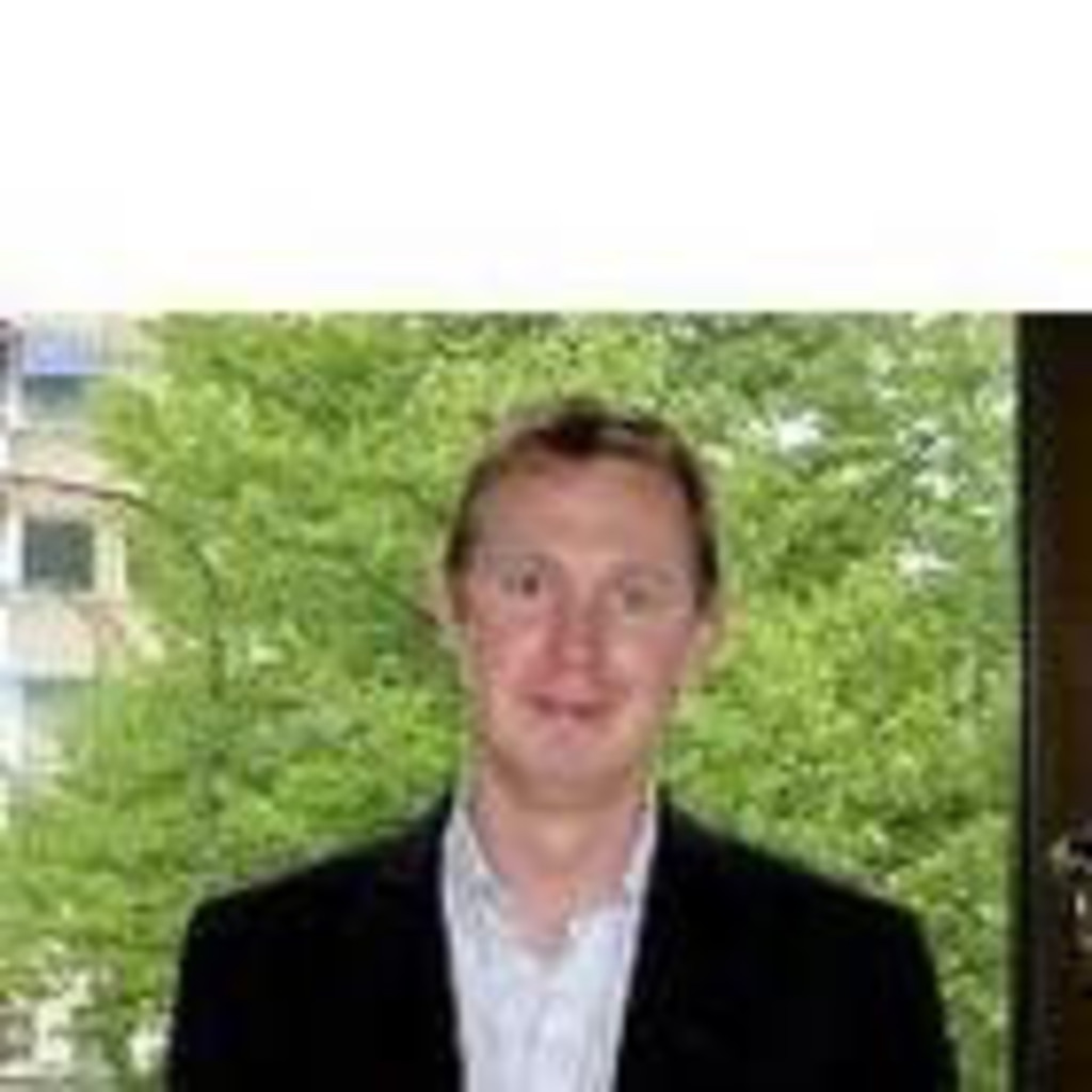 Magnus Jenssen EMEA Channel Marketing Manager EMC Information