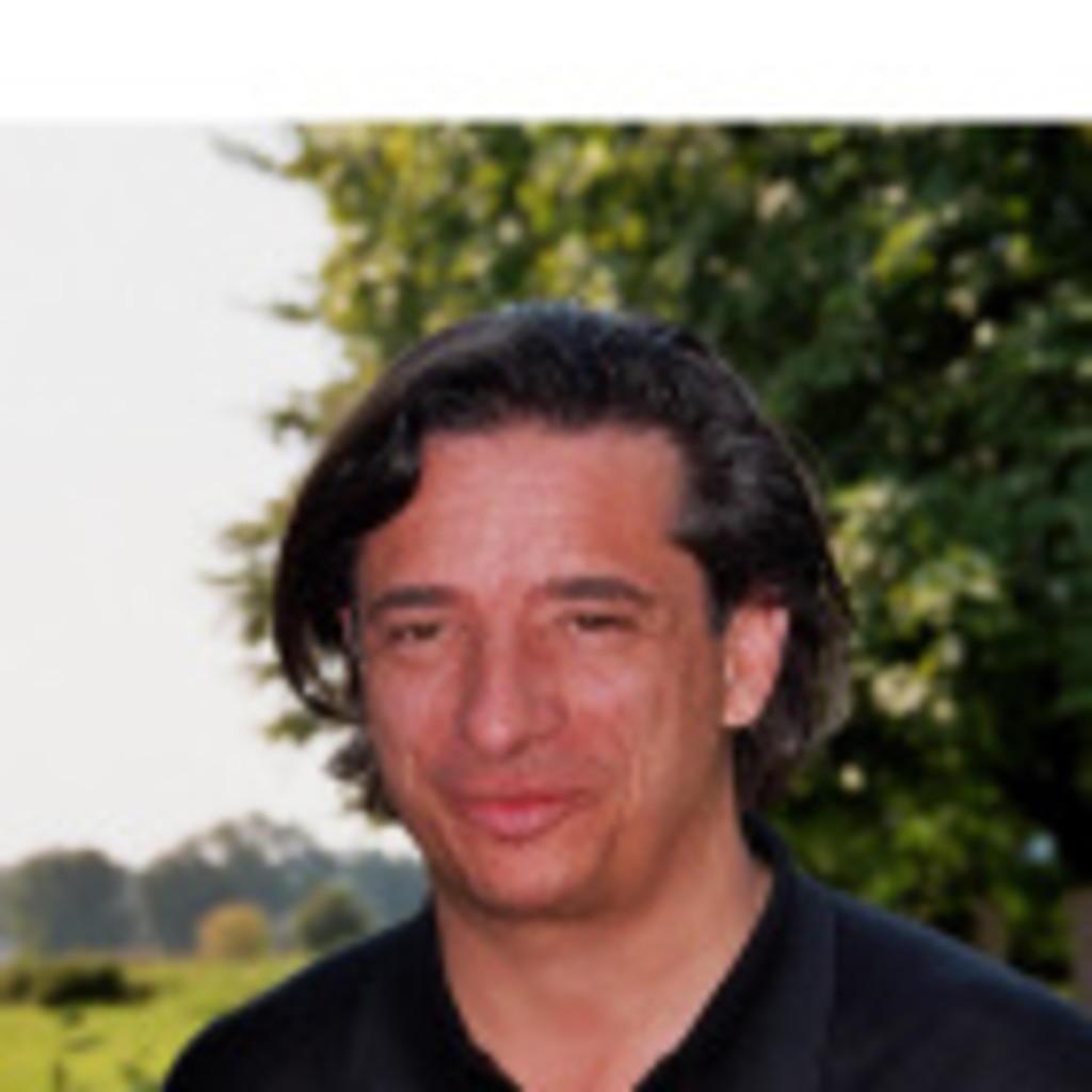 Pablo Hoffmann Leiter Kompetenzzentrum Erneuerbare Energien Conlink