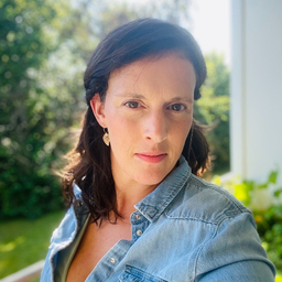Claudia Lange