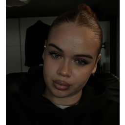 karoline lorenz