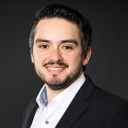 Dr. Enrique Cabrera