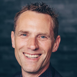 Dr. Matthias Levering