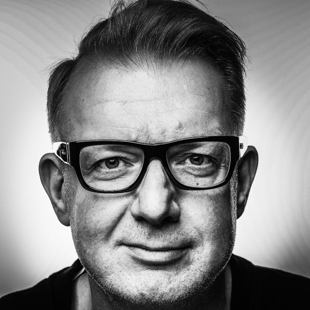 Steen aus Hamburg in der Personensuche von Das Telefonbuch