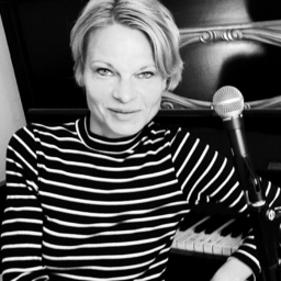 Anja von Höveling