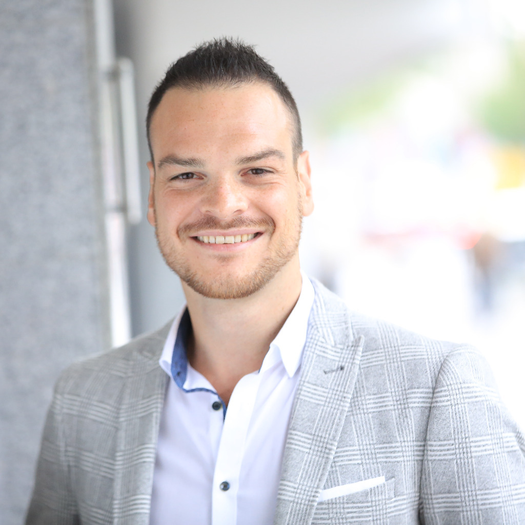 Maurizio Leone Geschäftsführender Gesellschafter Franken Finanz 100