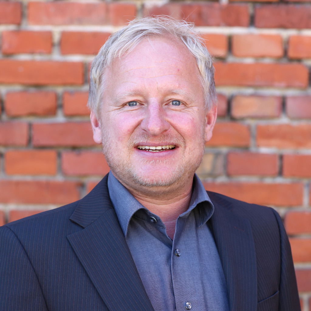 Claus Pöhlmann Inhaber Pöhlmann Versicherungs&Finanzkanzlei XING