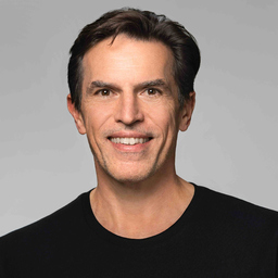 Dr. Uwe Schumann