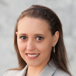 Dr. María Carmen Mora Espí