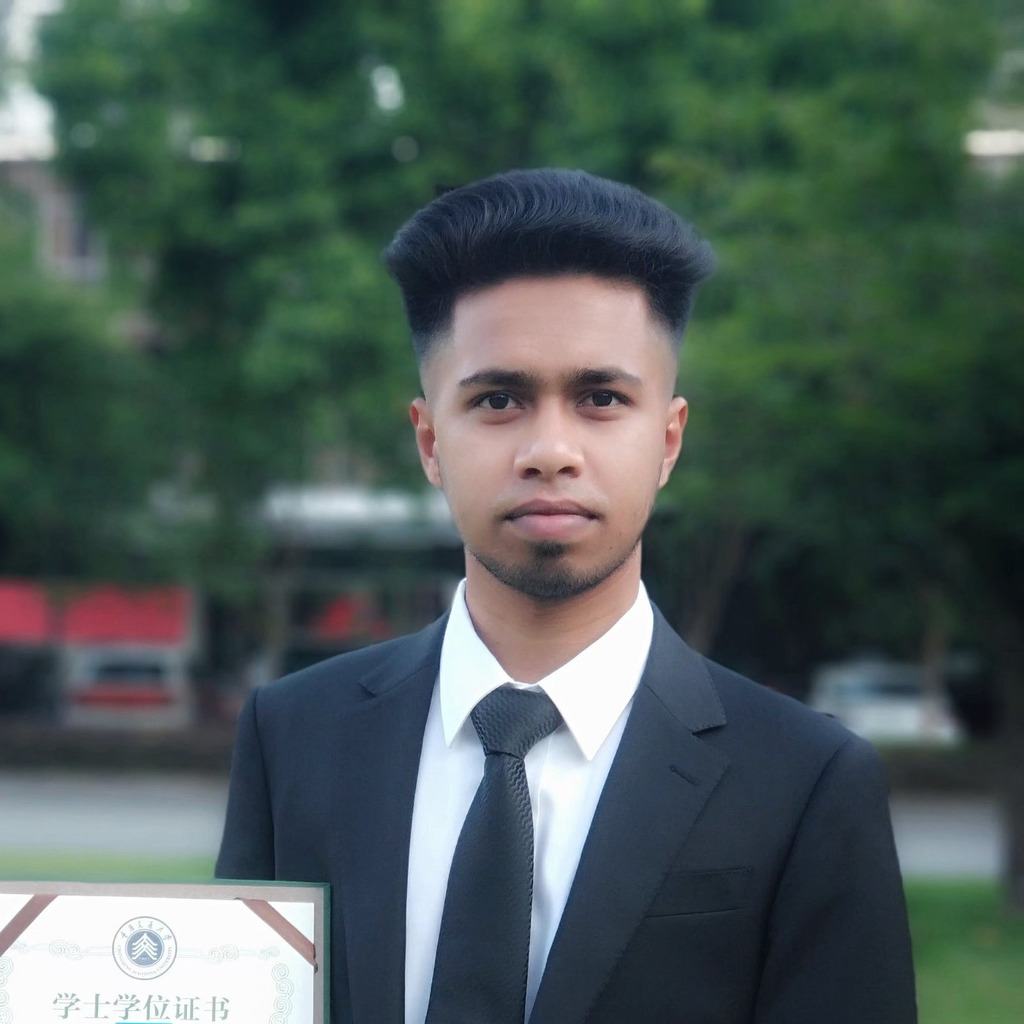 Ministry of Mansur overseas business devlopment assistant MAO XING