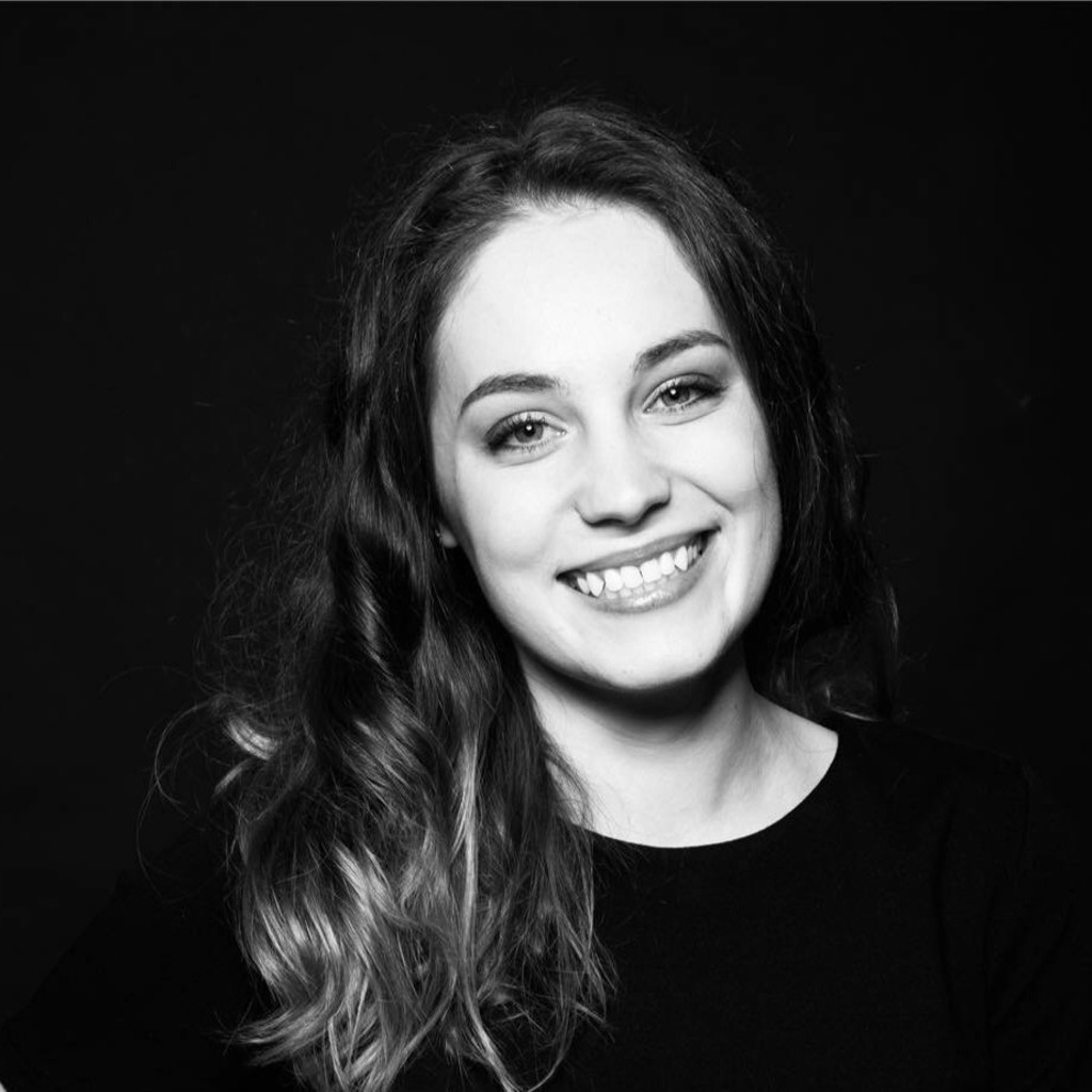 ioana-ganea-zahn-rztin-zahnarztpraxis-lohmar-xing