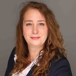 Dr. Natalie Stiegler