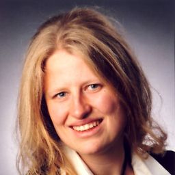 Dr. Eva Fenrich