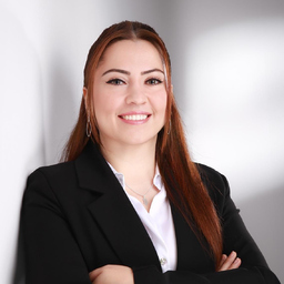 Esra Kaya