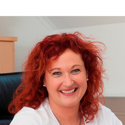 Dr. Cora Klug