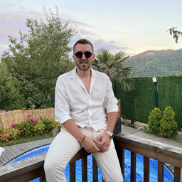ERDEM HACIARİFOĞLU