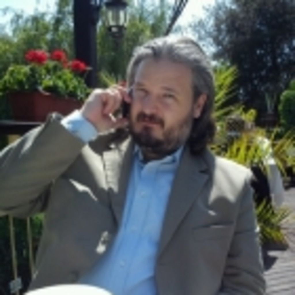 Peter Bolesza Vice President NNG Kft. XING