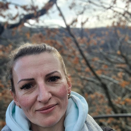 Elena Giesbrecht