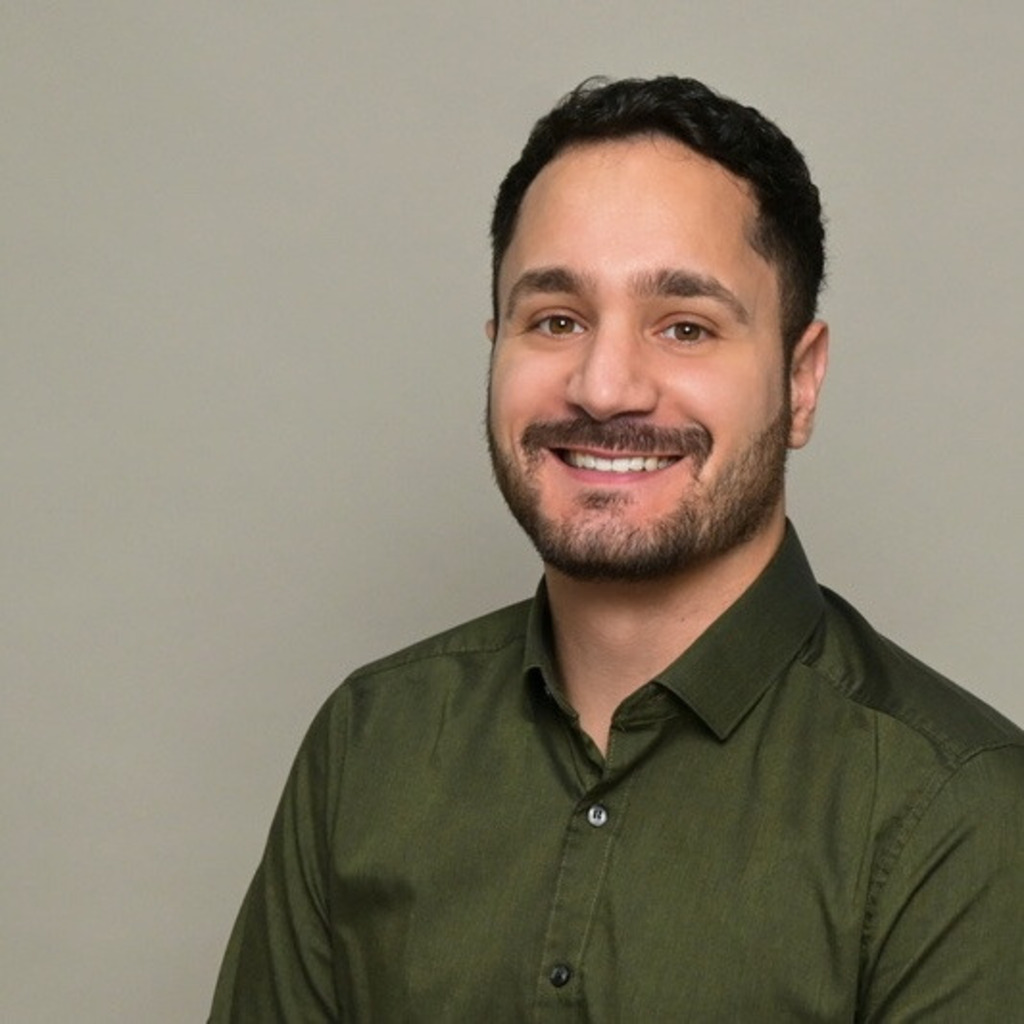 Adrian Abazi Chirurgiemechaniker Aesculap AG XING