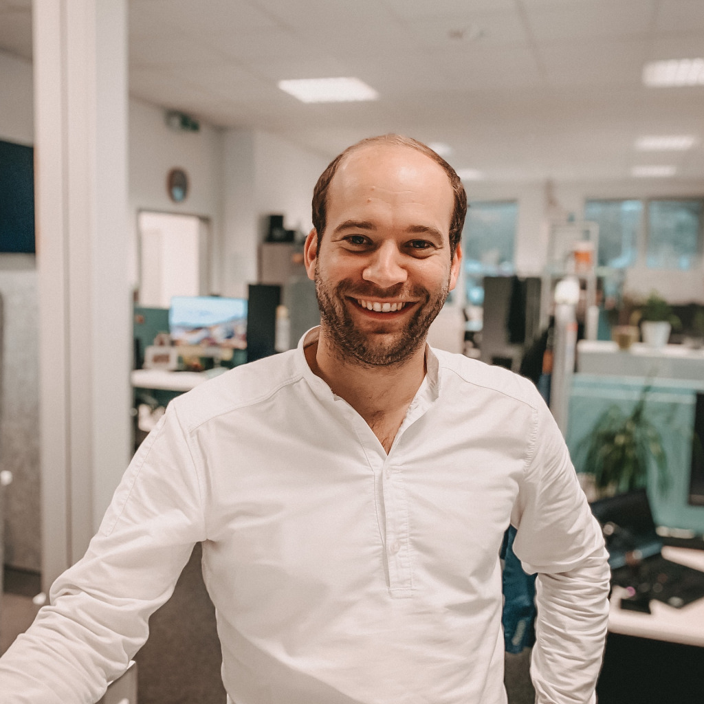 Pascal Ilg - ProductManager Customer X (Processes/Systems) - OMS ...