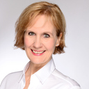 Stephanie Nell