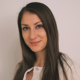 Dr. Astrid Hochreiner