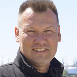 Thomas Wolff