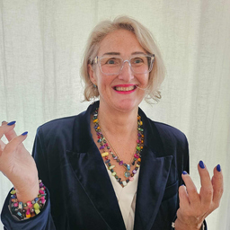 Kirsten PETER