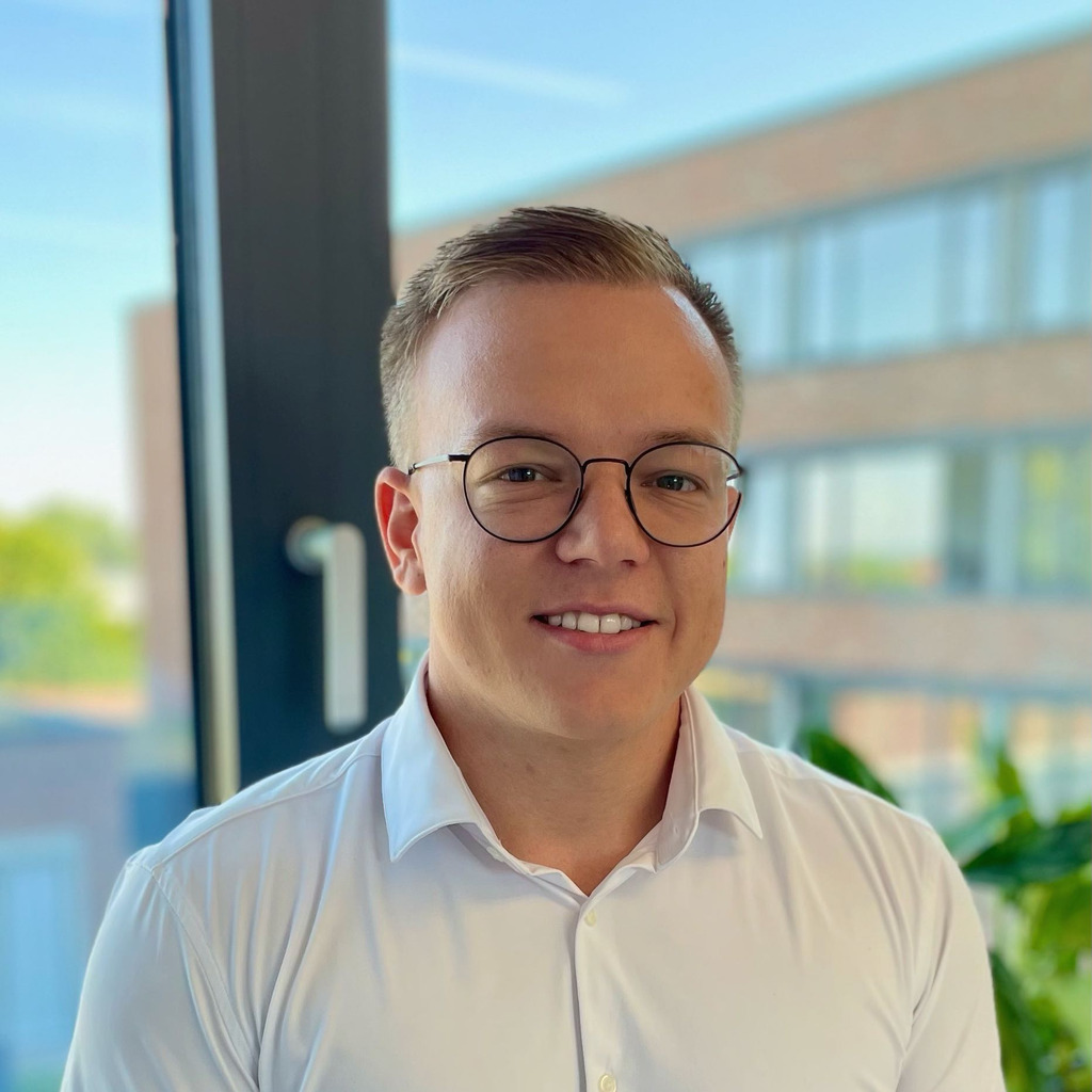 niklas-fischer-mitarbeiter-vertriebsinnendienst-refood-gmbh-co