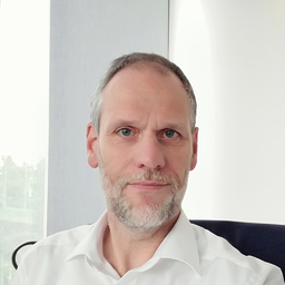 Dr. Martin Lefering