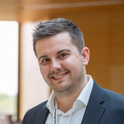 Daniel Bröcker