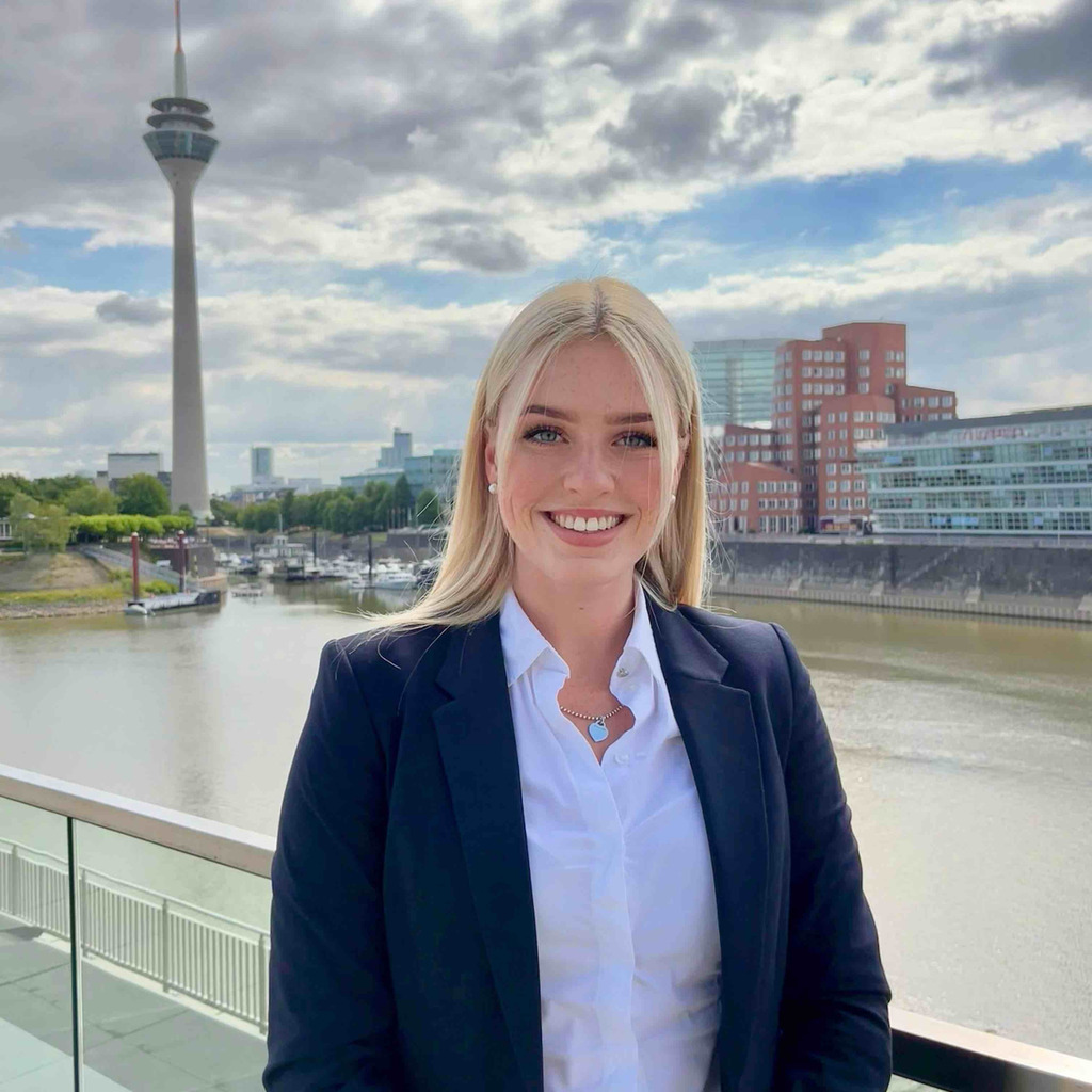 Sonja Sommer - Personal Marketing - Broich Premium Catering GmbH | XING