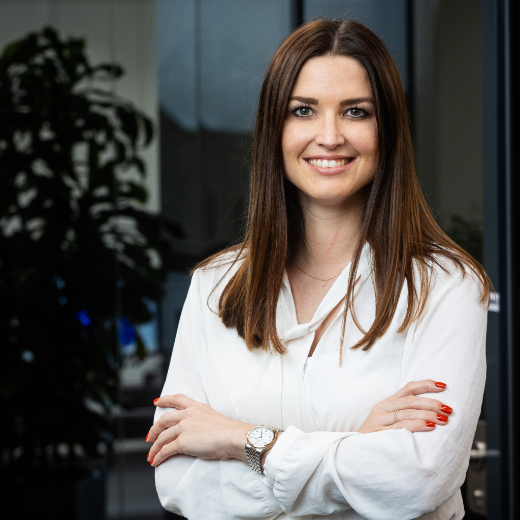 Laura Neumann Leiterin Personal Schäfer III. GmbH & Co.KG XING