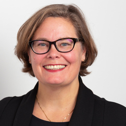 Mag. Astrid Fischer MBA