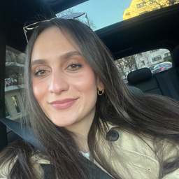 Büsra Büyük