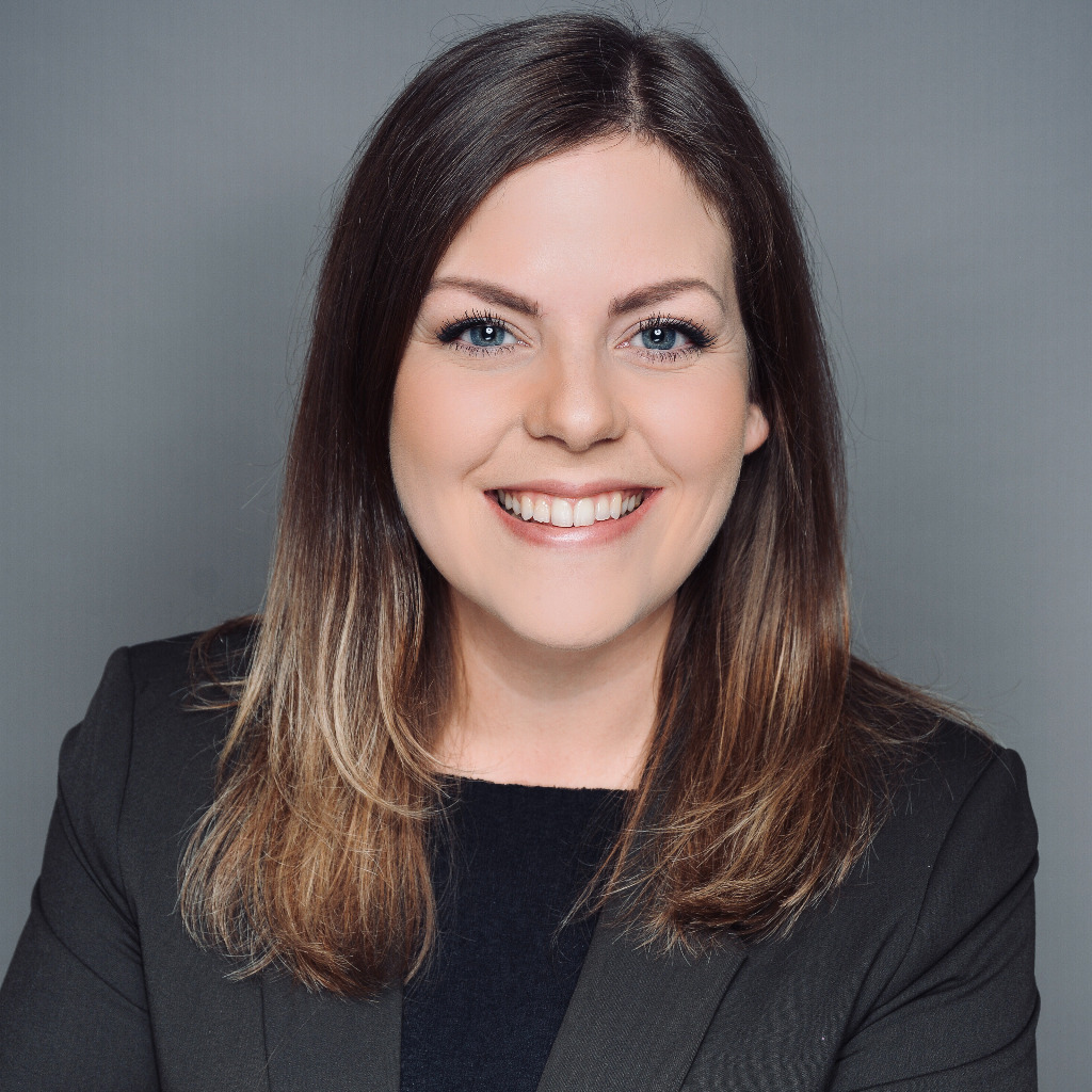 Julia Schmid Senior Brand Manager Wella Company XING