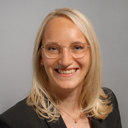 Nadine Riedhofer