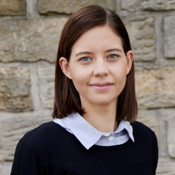 Dr. Viktoria Bosak