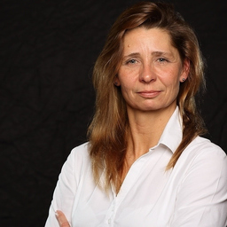 Iris Schmitz