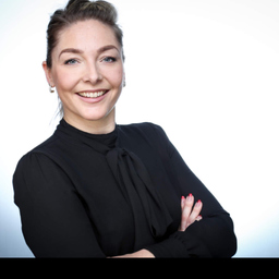 Julia Reinhardt