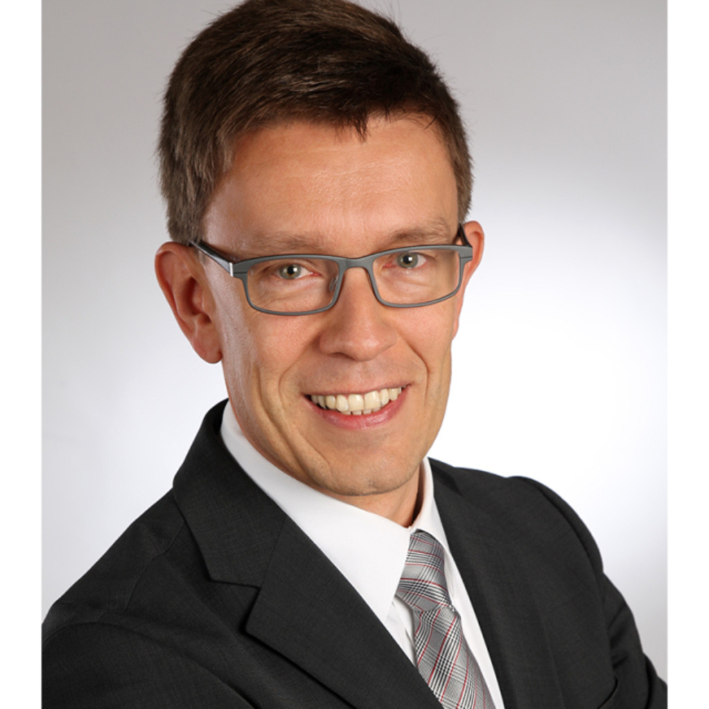 Marco Glaw Head of Controlling SE & Co. KGaA XING Marco Glaw Head of Controlling SE & Co. KGaA XING