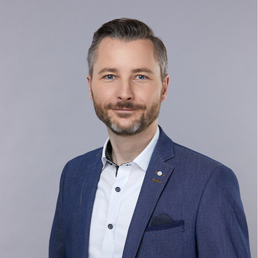 Andreas Bauer Projectmanager Development Powertrain IAV XING