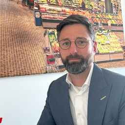 Dr. Philipp Schott